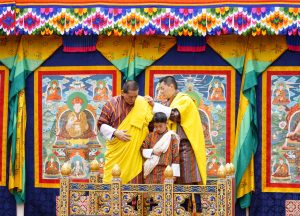 𝐇𝐢𝐬 𝐌𝐚𝐣𝐞𝐬𝐭𝐲 𝐓𝐡𝐞 𝐅𝐨𝐮𝐫𝐭𝐡 𝐊𝐢𝐧𝐠’𝐬 𝐚𝐝𝐯𝐢𝐜𝐞 𝐠𝐢𝐯𝐞𝐧 𝐭𝐨 𝐇𝐢𝐬 𝐌𝐚𝐣𝐞𝐬𝐭𝐲 𝐓𝐡𝐞 𝐊𝐢𝐧𝐠 𝐰𝐡𝐢𝐥𝐞 𝐠𝐫𝐨𝐰𝐢𝐧𝐠 𝐮𝐩 